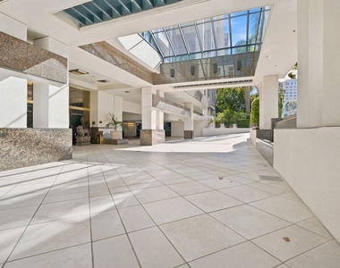 10724 Wilshire Boulevard - Photo Thumbnail 41
