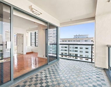 10724 Wilshire Boulevard - Photo Thumbnail 8