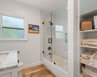 7560 Mcconnell Avenue - Photo Thumbnail 15
