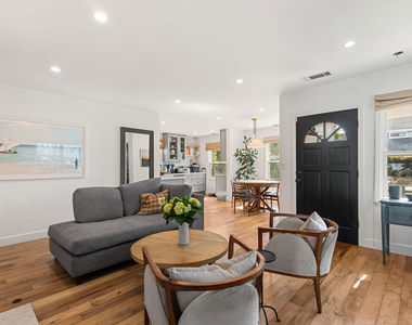 7560 Mcconnell Avenue - Photo Thumbnail 2
