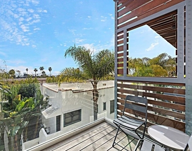 1250 N Harper Avenue - Photo Thumbnail 13