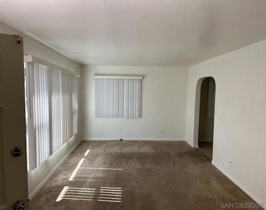 623 Prescott Avenue - Photo Thumbnail 4