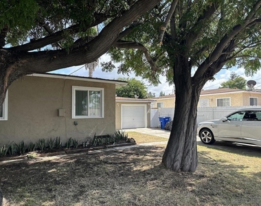 623 Prescott Avenue - Photo Thumbnail 3
