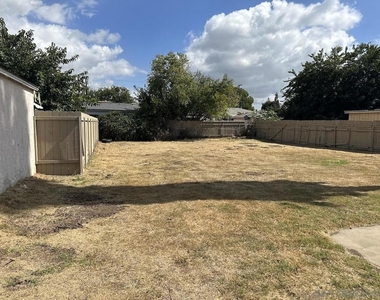 623 Prescott Avenue - Photo Thumbnail 15
