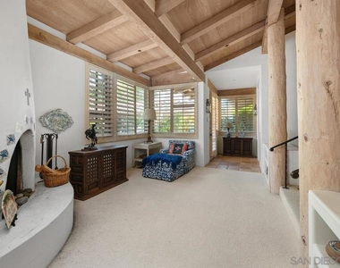 17240 Avenida De Acacias - Photo Thumbnail 26