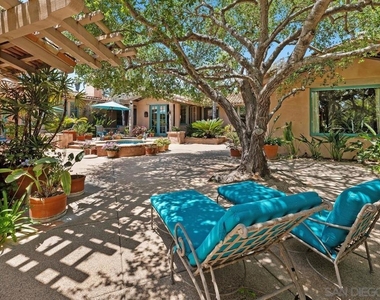 17240 Avenida De Acacias - Photo Thumbnail 39