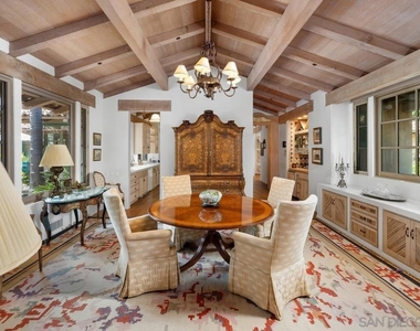17240 Avenida De Acacias - Photo Thumbnail 5