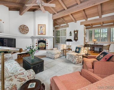 17240 Avenida De Acacias - Photo Thumbnail 10
