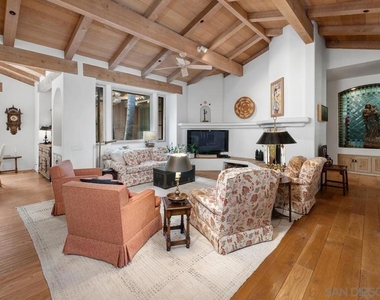 17240 Avenida De Acacias - Photo Thumbnail 9