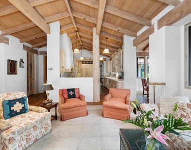 17240 Avenida De Acacias - Photo Thumbnail 11