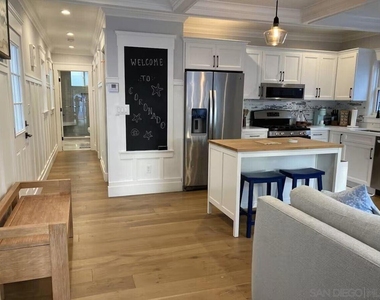 457 E Avenue - Photo Thumbnail 4