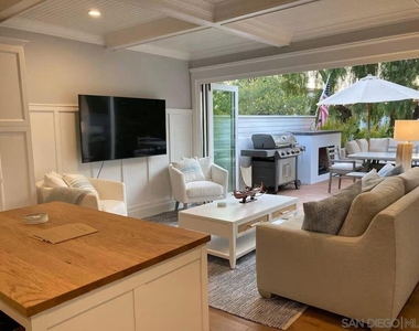 457 E Avenue - Photo Thumbnail 6