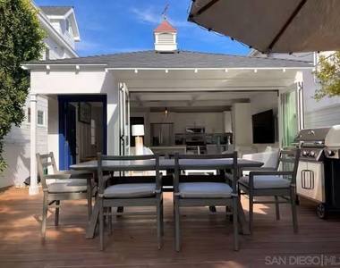 457 E Avenue - Photo Thumbnail 8