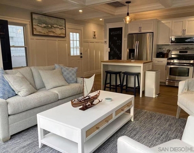 457 E Avenue - Photo Thumbnail 3