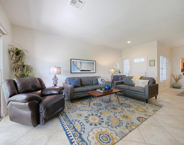127 Villa Court - Photo Thumbnail 10