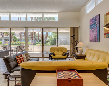 1533 E Canyon Estates Drive - Photo Thumbnail 5