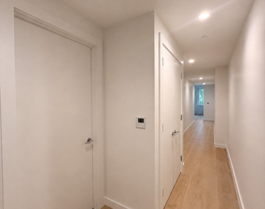 1871 Amsterdam Avenue - Photo Thumbnail 5
