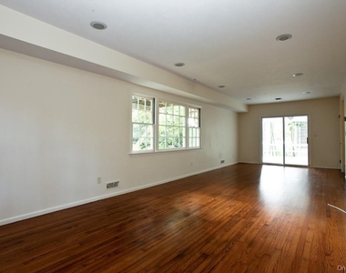 605 Fort Hill Road - Photo Thumbnail 13