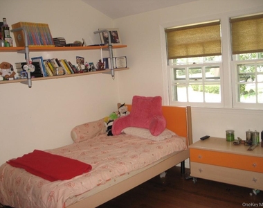 605 Fort Hill Road - Photo Thumbnail 11