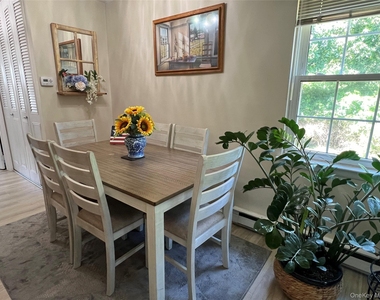 311 Woodbridge Drive - Photo Thumbnail 7