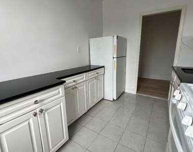 83-19 Northern Boulevard - Photo Thumbnail 7
