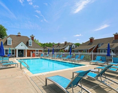 1 Wyldwood Drive - Photo Thumbnail 7