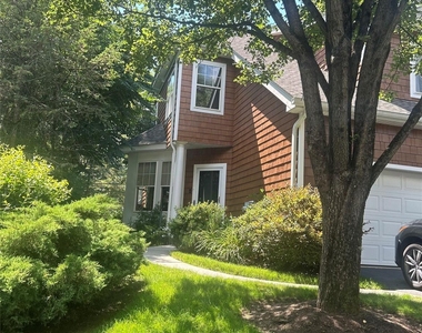 1 Wyldwood Drive - Photo Thumbnail 9