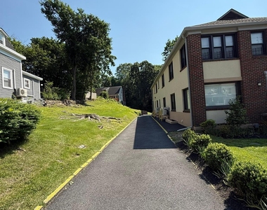 504 Ashford Avenue - Photo Thumbnail 1