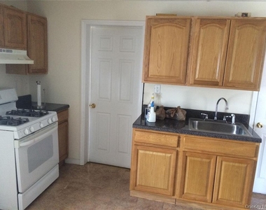 143-22 94th Avenue - Photo Thumbnail 12