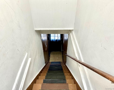 232 Fifth Avenue - Photo Thumbnail 13