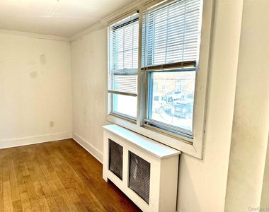 232 Fifth Avenue - Photo Thumbnail 9