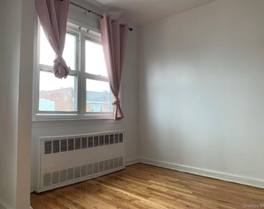 32-25 68th Street - Photo Thumbnail 2
