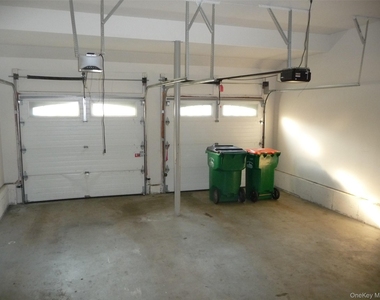 220 Roosevelt Drive - Photo Thumbnail 17