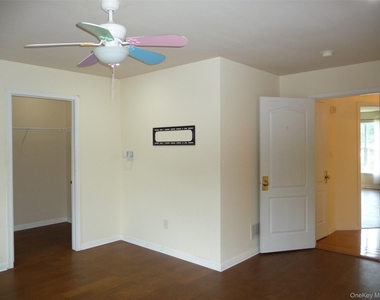 220 Roosevelt Drive - Photo Thumbnail 41