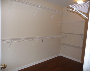 220 Roosevelt Drive - Photo Thumbnail 39