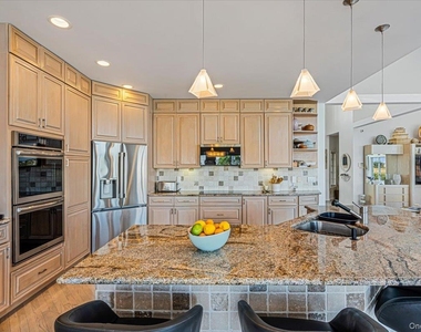 13 Bay Meadow - Photo Thumbnail 12