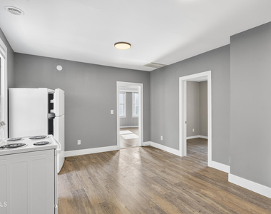 635 Crane Street - Photo Thumbnail 6