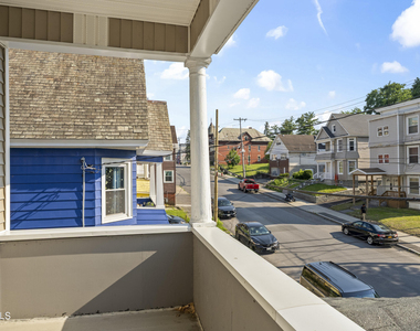 635 Crane Street - Photo Thumbnail 14