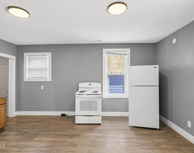 635 Crane Street - Photo Thumbnail 7