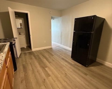 600 Livingston Avenue - Photo Thumbnail 5