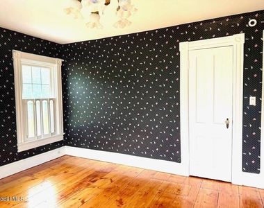 2145 New Scotland Road - Photo Thumbnail 18