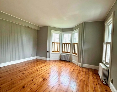 2145 New Scotland Road - Photo Thumbnail 9