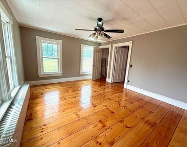 2145 New Scotland Road - Photo Thumbnail 13