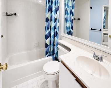 903 Woodhaven Drive - Photo Thumbnail 13