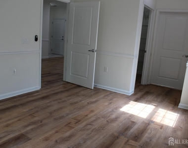 611 Doral Court - Photo Thumbnail 64