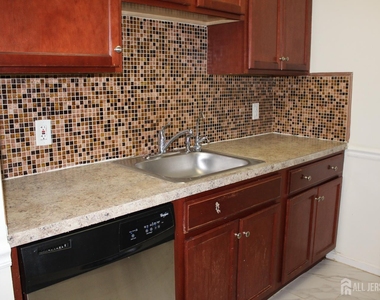 611 Doral Court - Photo Thumbnail 13