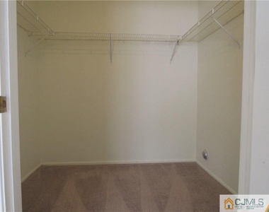 701 Stony Brook Way - Photo Thumbnail 5