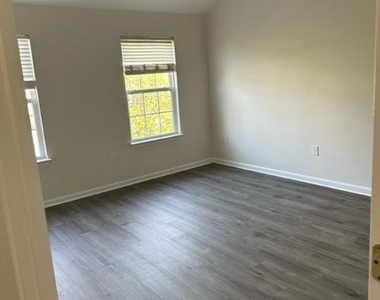 12964 Mandolin Lane - Photo Thumbnail 11