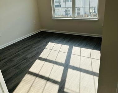 12964 Mandolin Lane - Photo Thumbnail 24