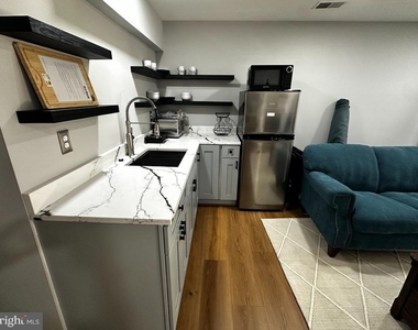 11593 Nellings Place - Photo Thumbnail 6